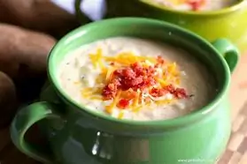 Keto baked potato soup