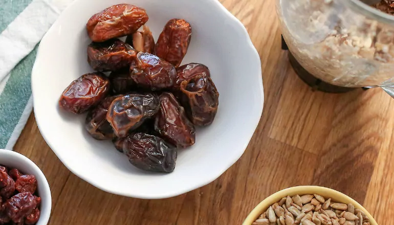 Dates For Weight Gain: Include dates in diet in these ways, weight will increase easily￼