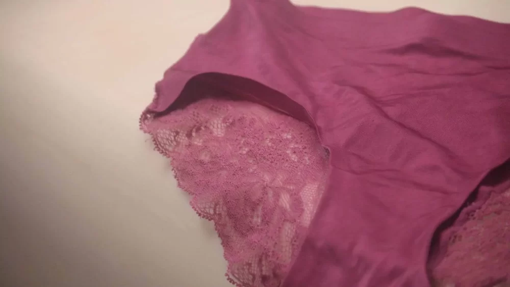 discoloration of panty