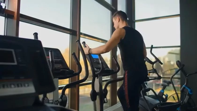 What muscles work for an elliptical machine workout?