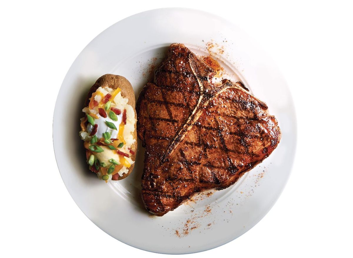 Claim Jumper's Porterhouse