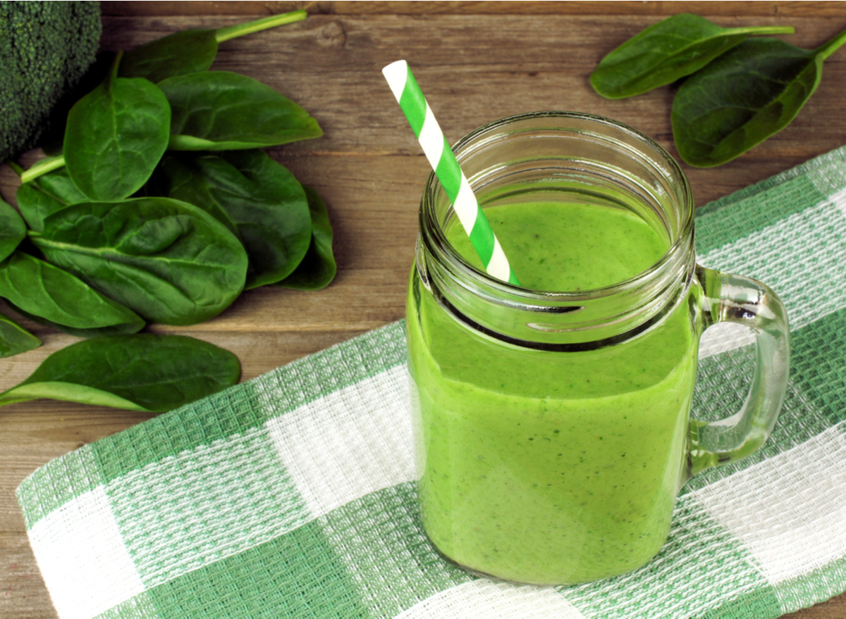 green milkshake